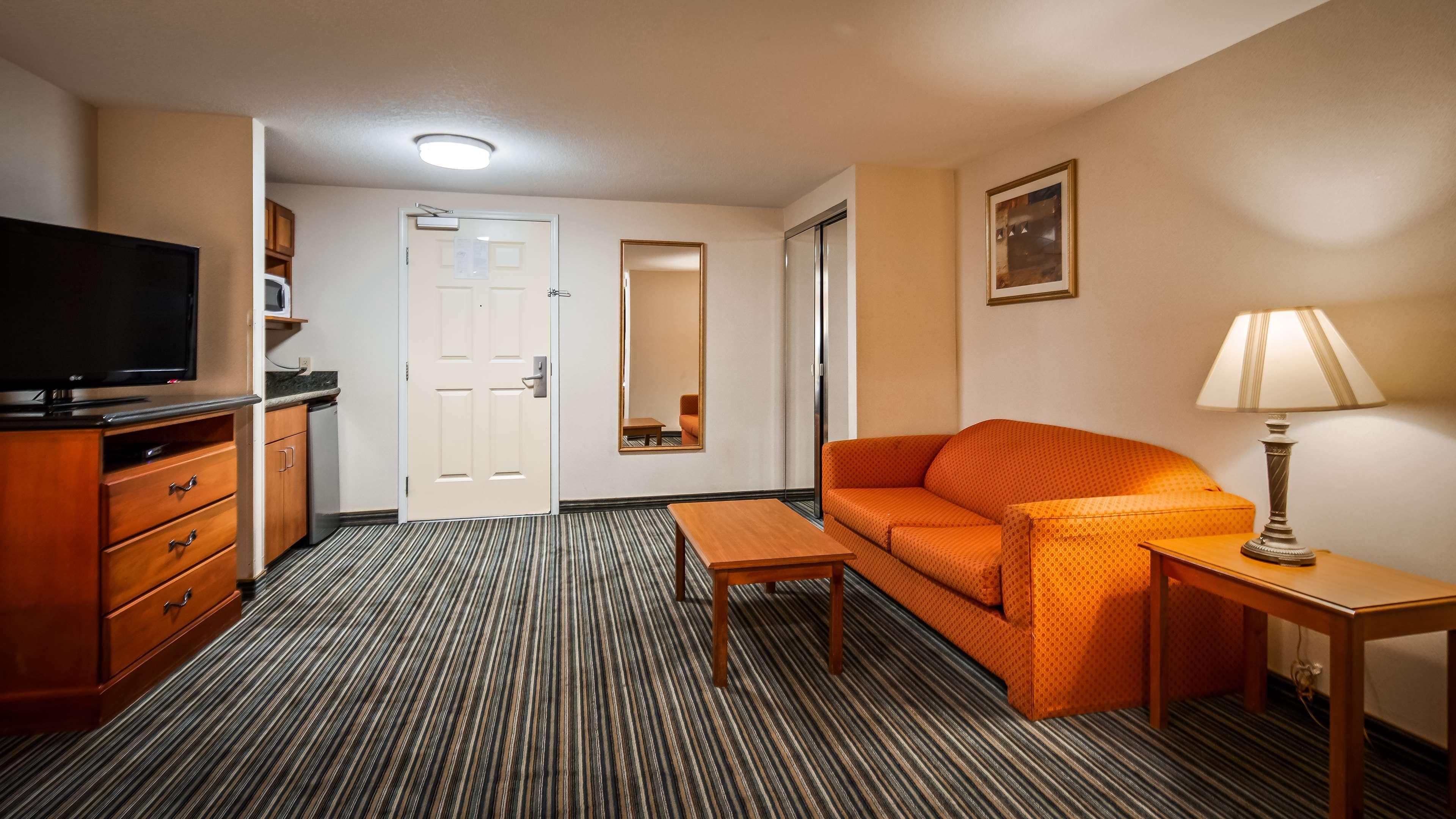 Best Western Plus Twin View Inn And Suites Рединг Екстериор снимка