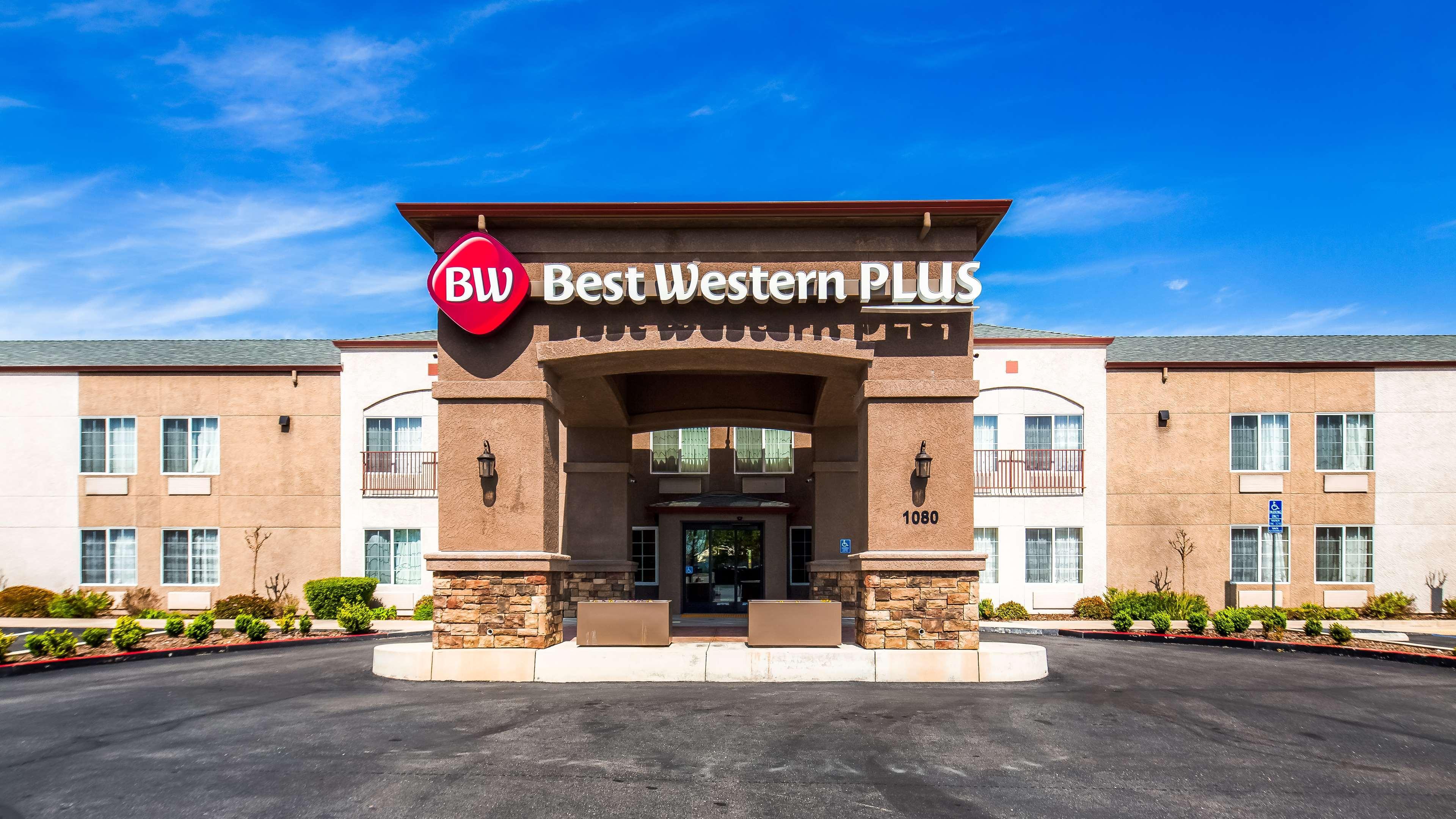 Best Western Plus Twin View Inn And Suites Рединг Екстериор снимка