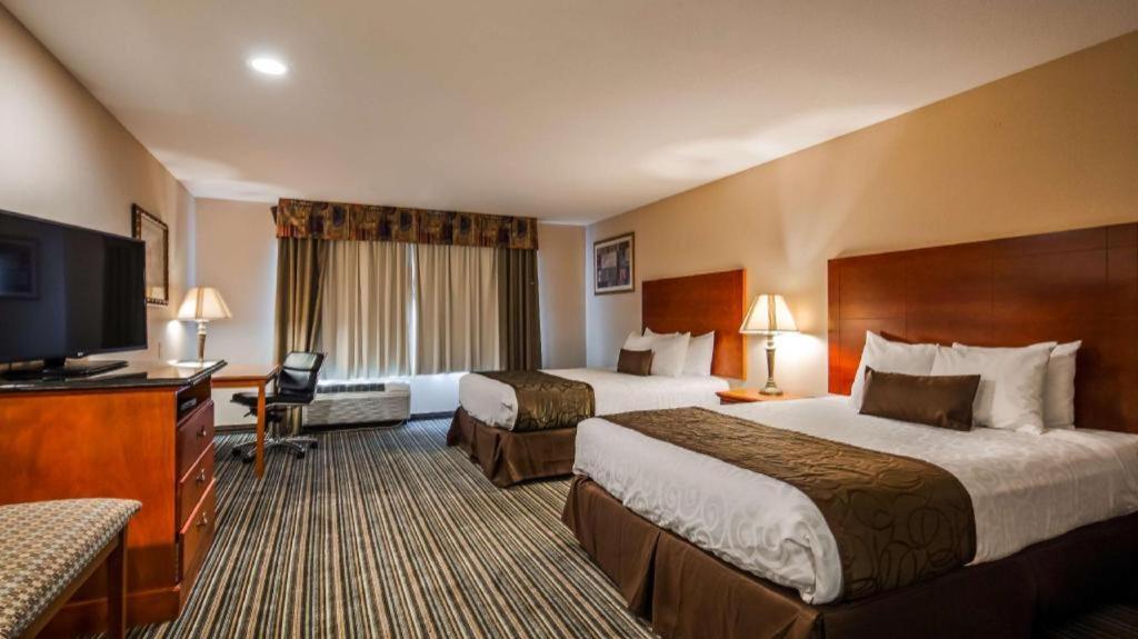 Best Western Plus Twin View Inn And Suites Рединг Екстериор снимка