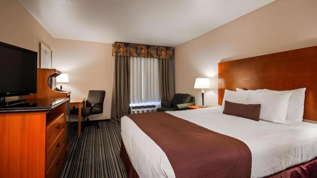 Best Western Plus Twin View Inn And Suites Рединг Екстериор снимка